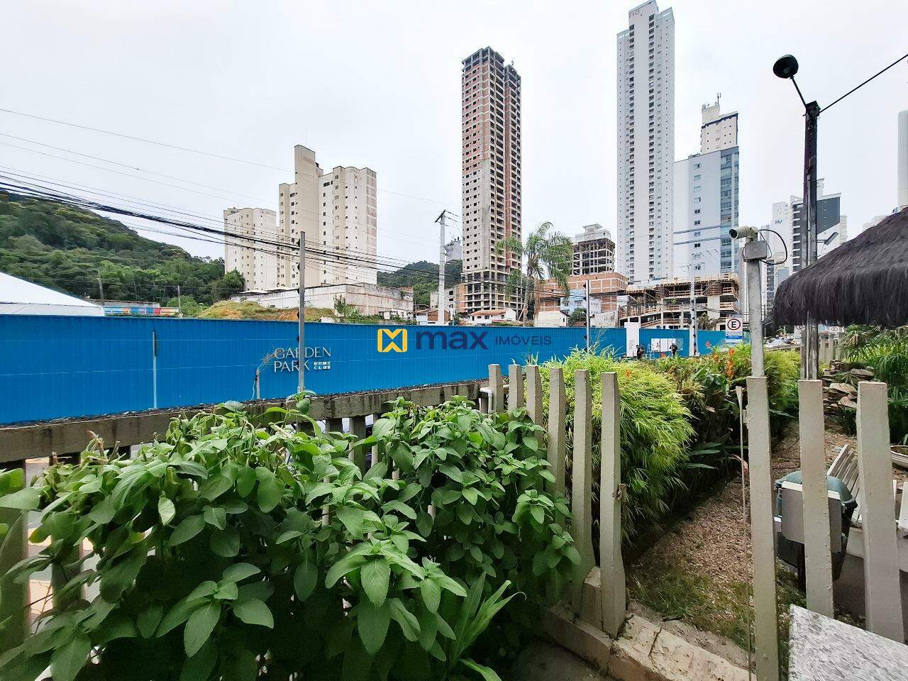 Apartamento para aluguel no Pioneiros: Vista Sacada