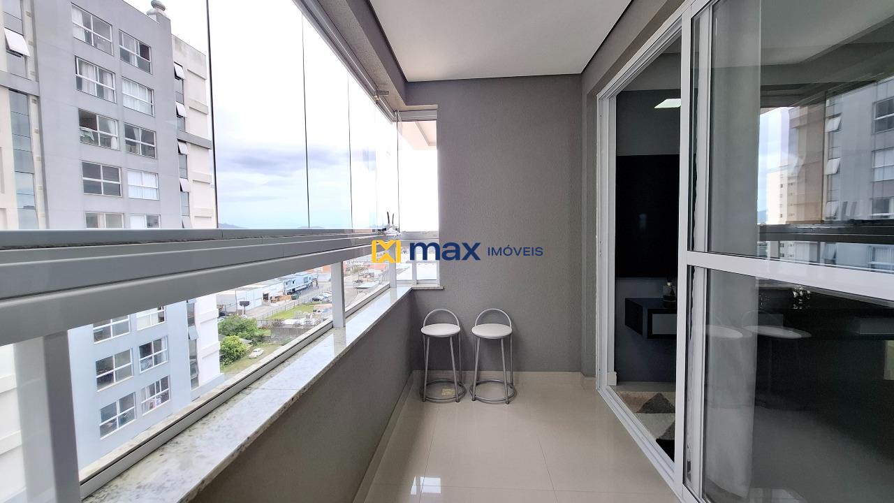 Apartamento à venda no São João: Sacada com churrasqueira