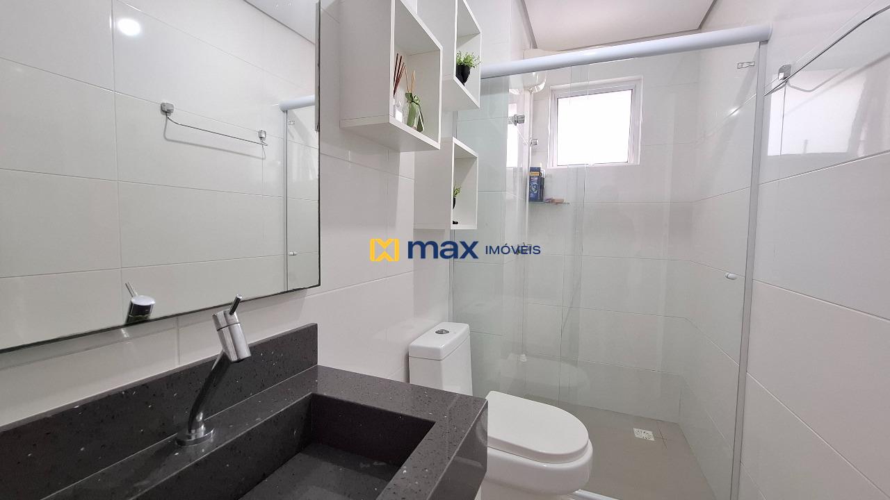 Apartamento à venda no São João: Banheiro social