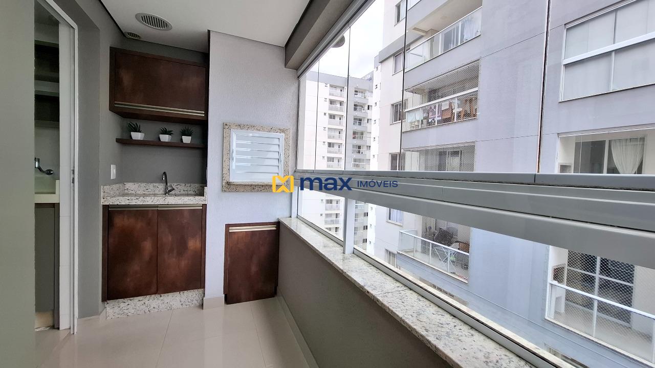 Apartamento à venda no São João: Sacada com churrasqueira