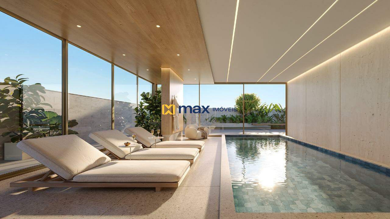 Apartamento à venda no Centro: Piscina coberta