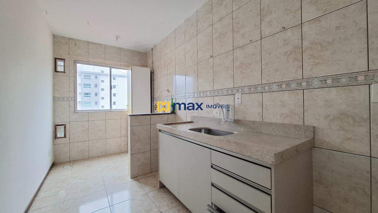 Apartamento à venda no Ressacada: Cozinha