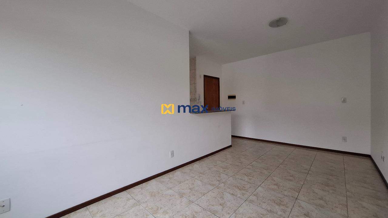 Apartamento à venda no Ressacada: Living integrado