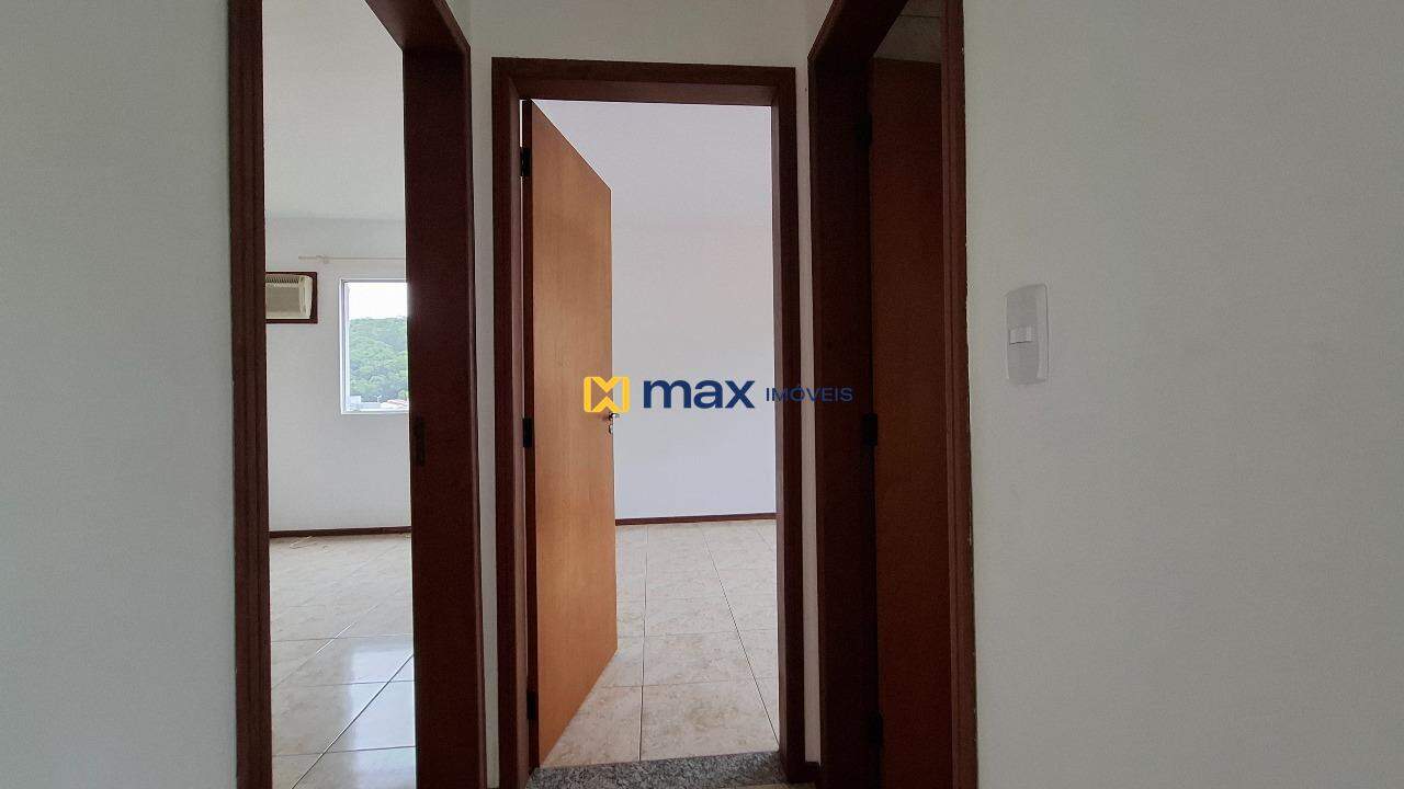 Apartamento à venda no Ressacada: Corredor