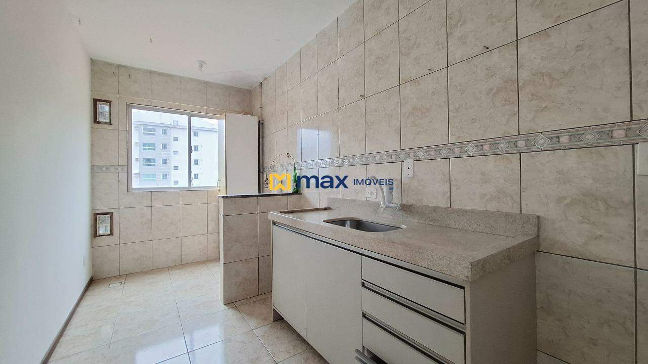 Apartamento à venda no Ressacada: Cozinha