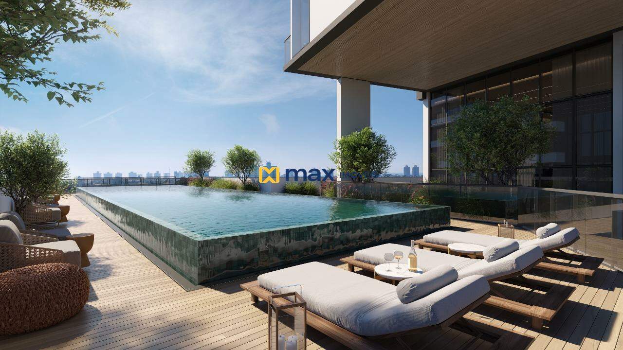 Apartamento à venda no Centro: Piscina adulta com borda infinita