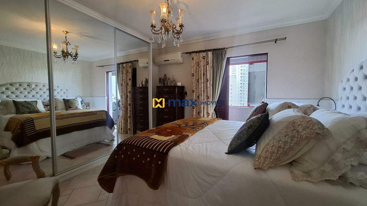 Apartamento à venda no Centro: Suíte
