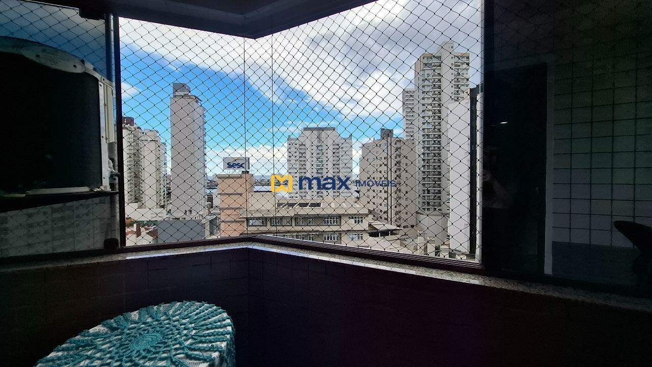Apartamento à venda no Centro: Sacada