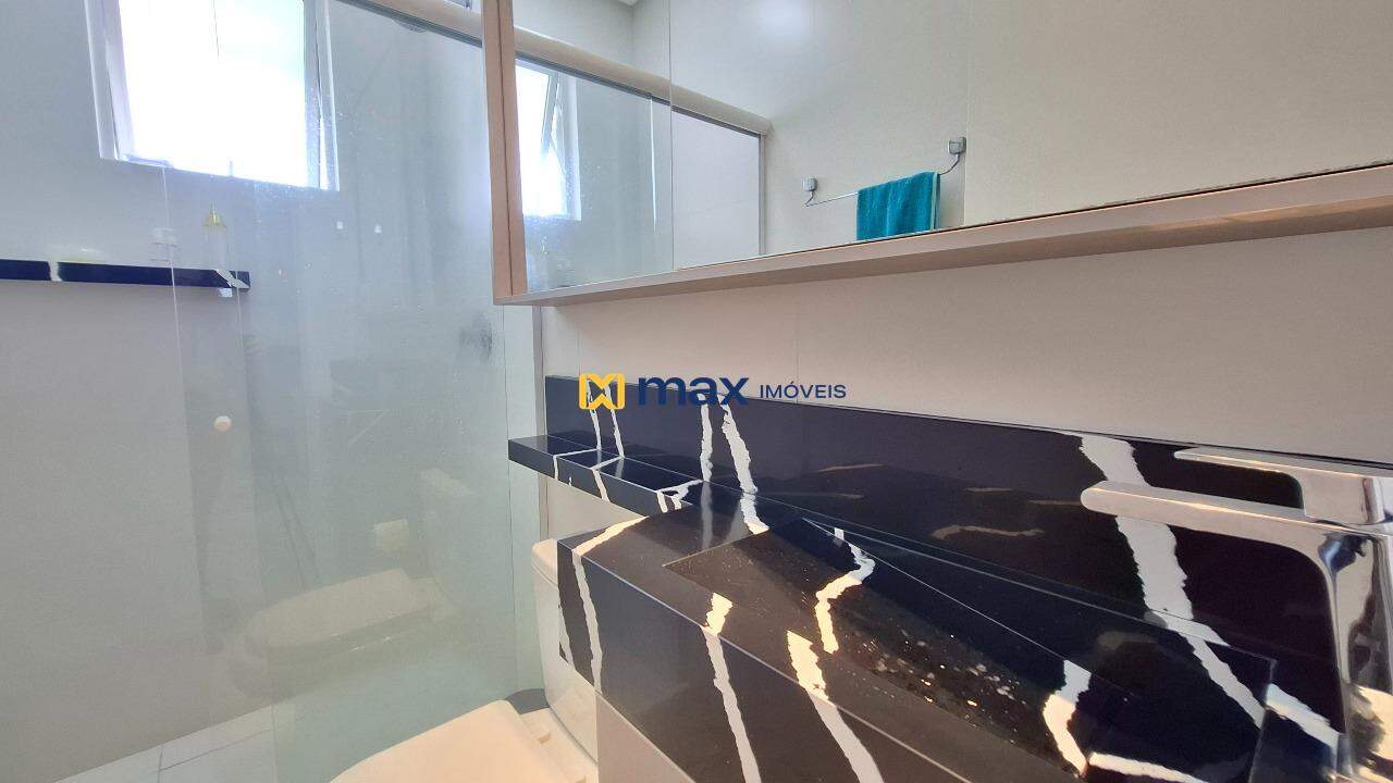 Apartamento para aluguel no Praia Brava: Banheiro social