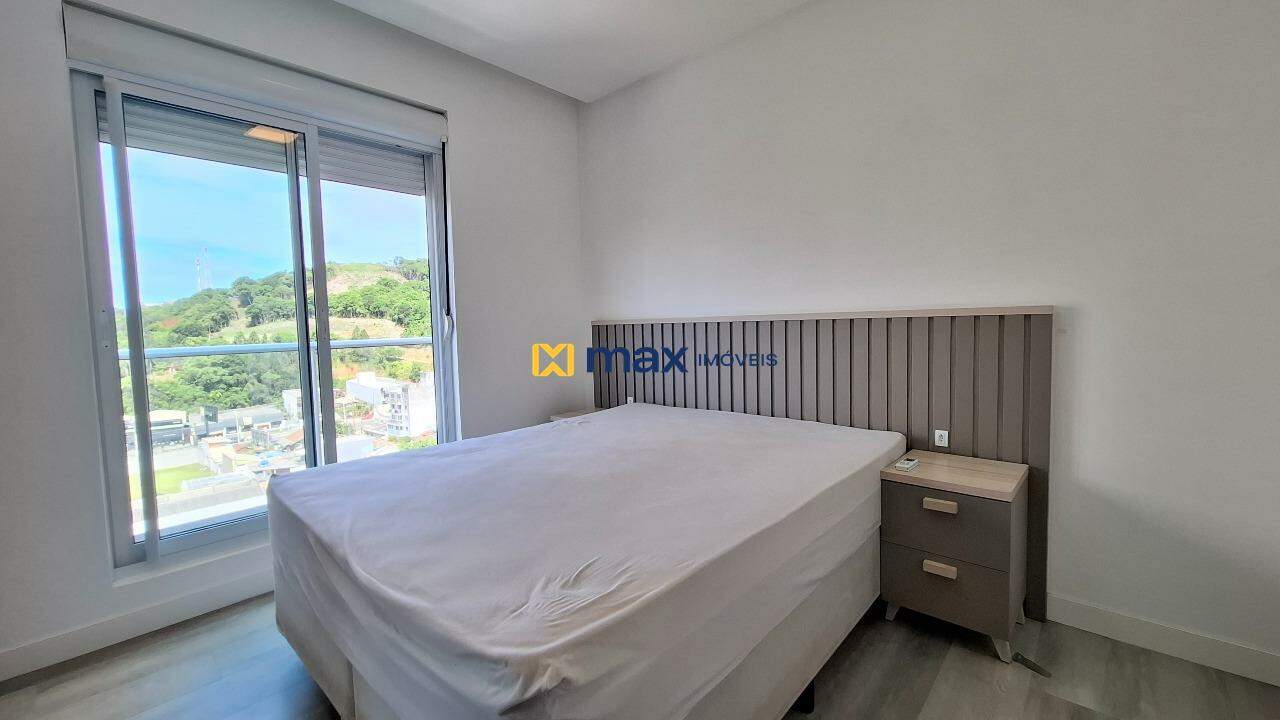 Apartamento para aluguel no Praia Brava: Suíte