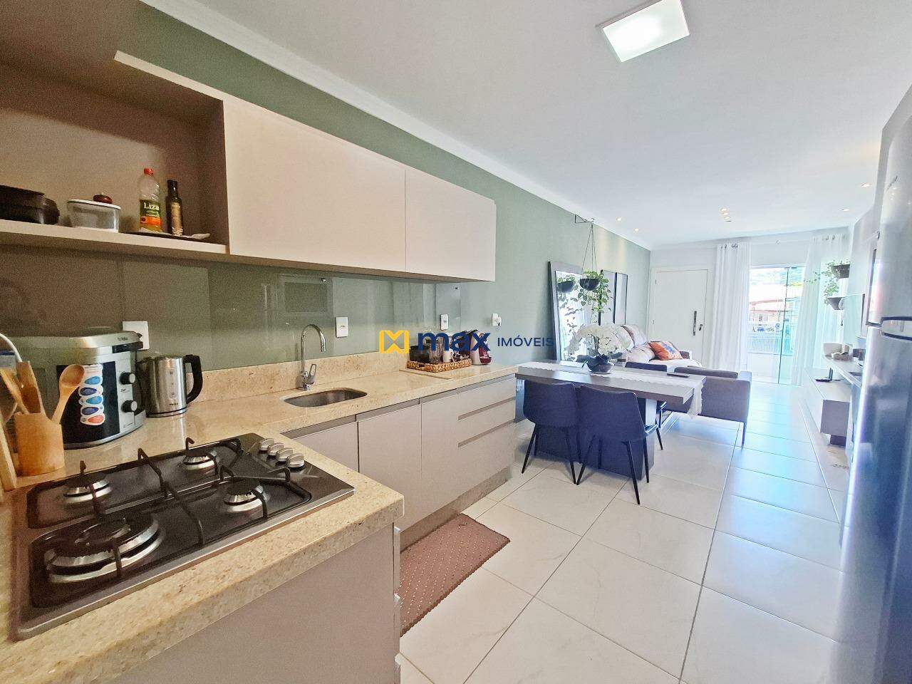 Apartamento à venda no Nações: Cozinha americana