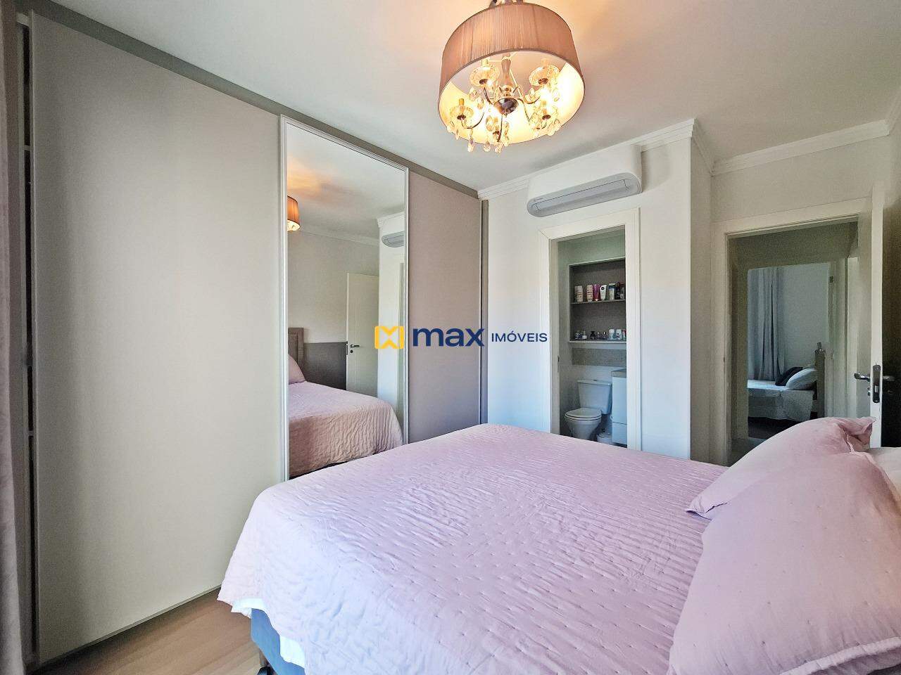 Apartamento à venda no Nações: Suíte