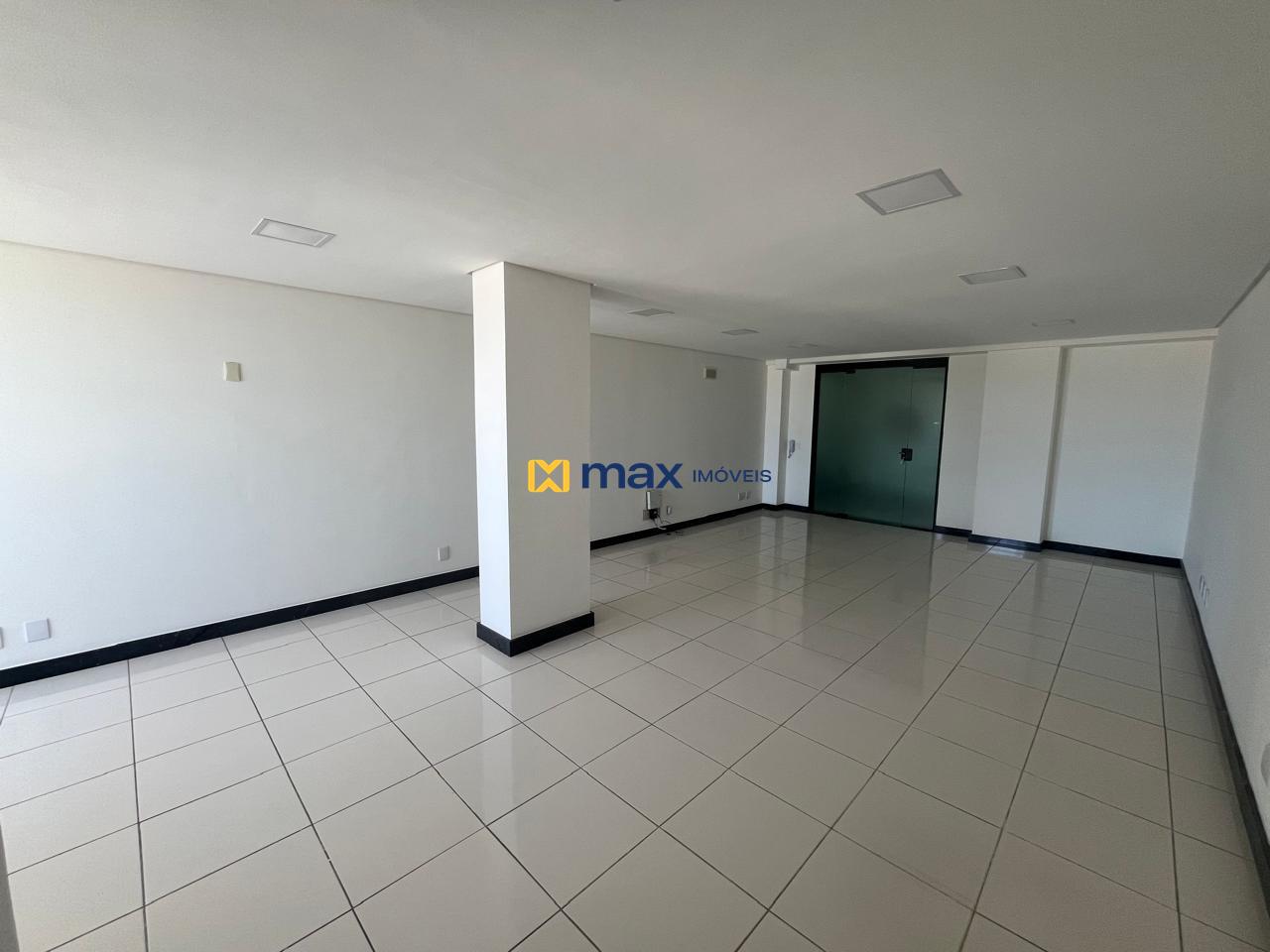 Sala para aluguel no Centro: 