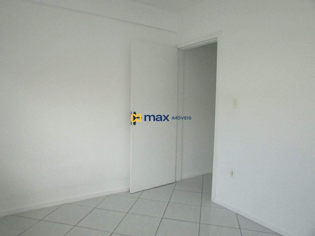 Casa à venda no Nações: Quarto 2