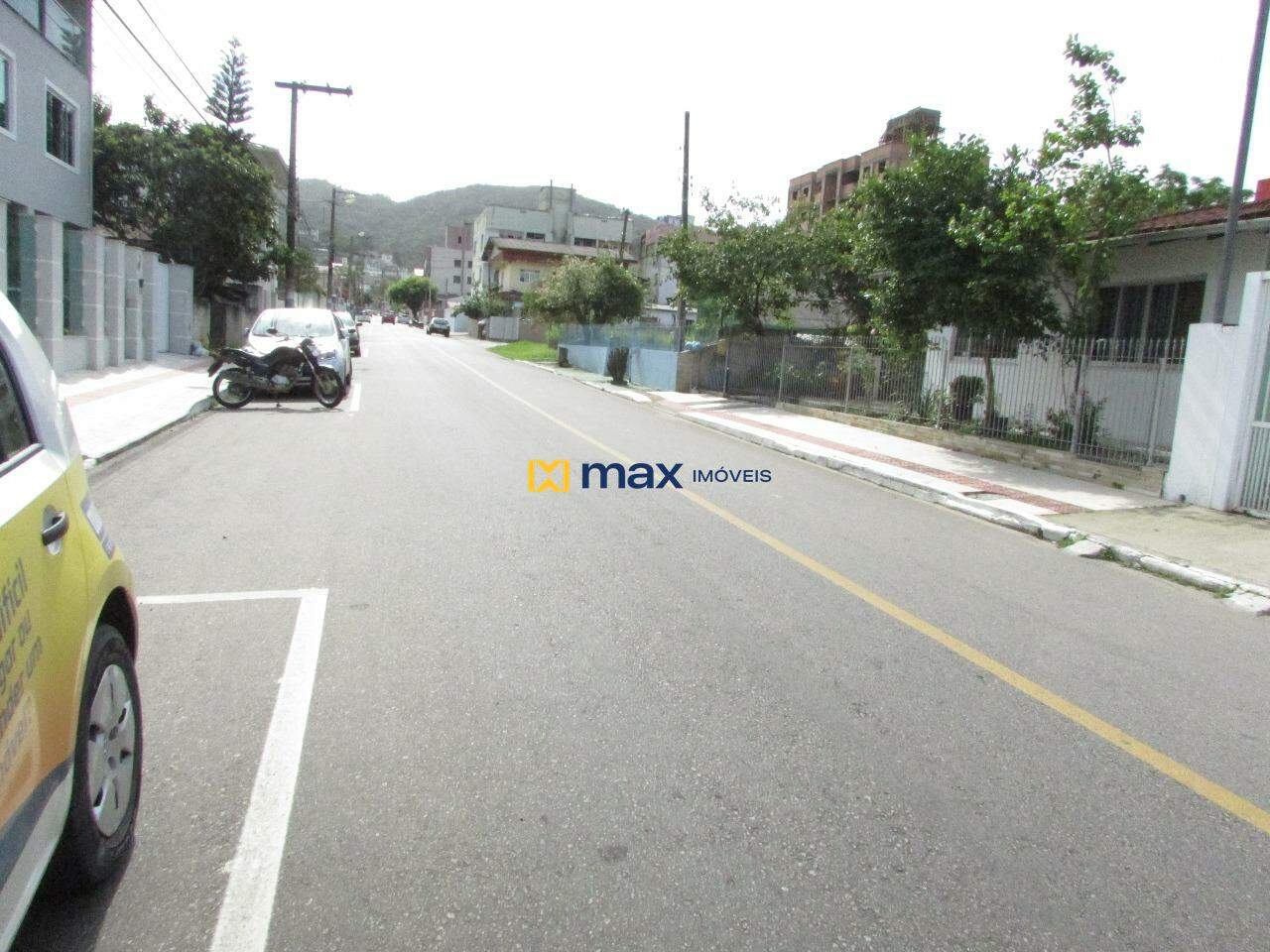 Casa à venda no Nações: Rua
