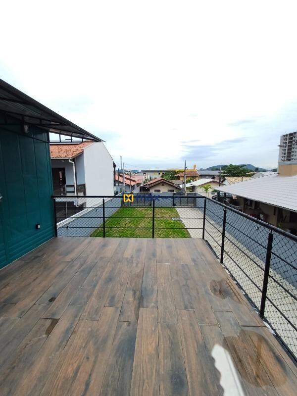 Casa à venda no Praia De Armação: