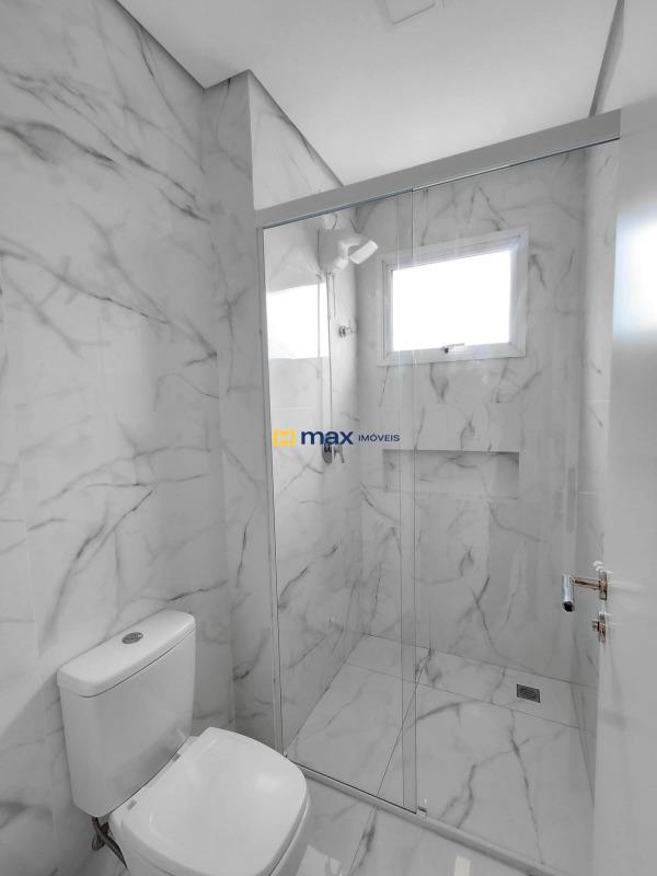 Apartamento para aluguel no Gravatá: Banheiro Demi Suíte