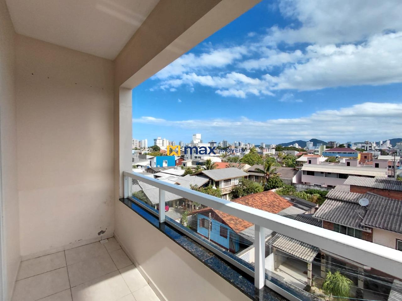 Apartamento à venda no Centro: Sacada dormitório 01