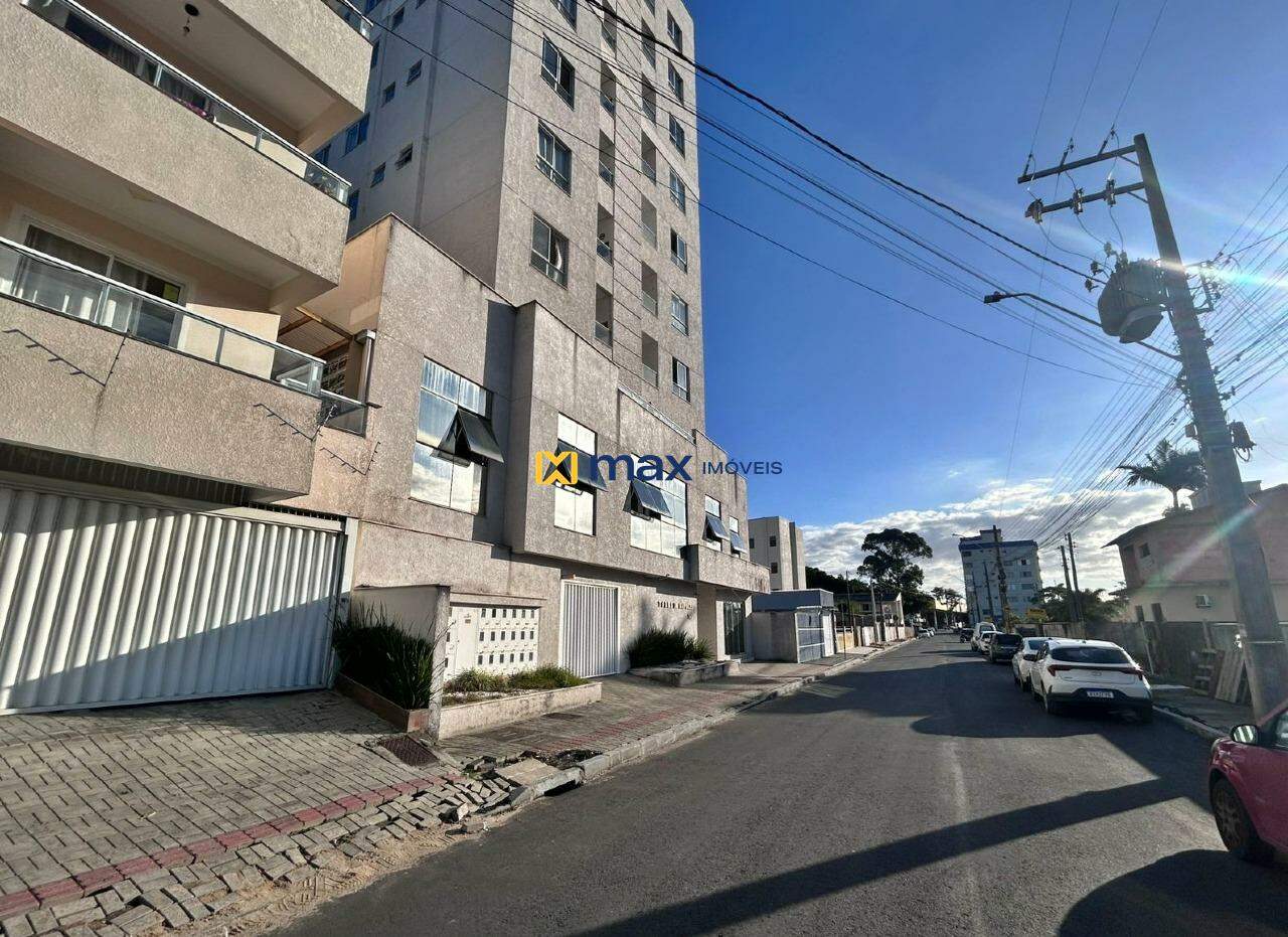 Apartamento à venda no Centro: Rua 