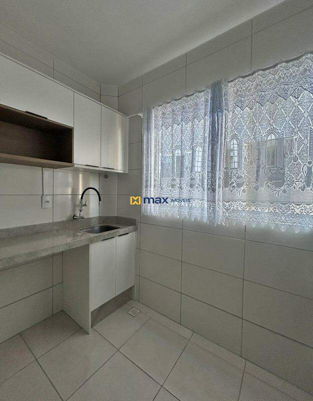 Apartamento à venda no Centro: Lavanderia 