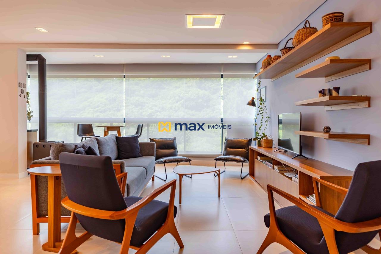 Apartamento à venda no Praia Brava: Living integrado