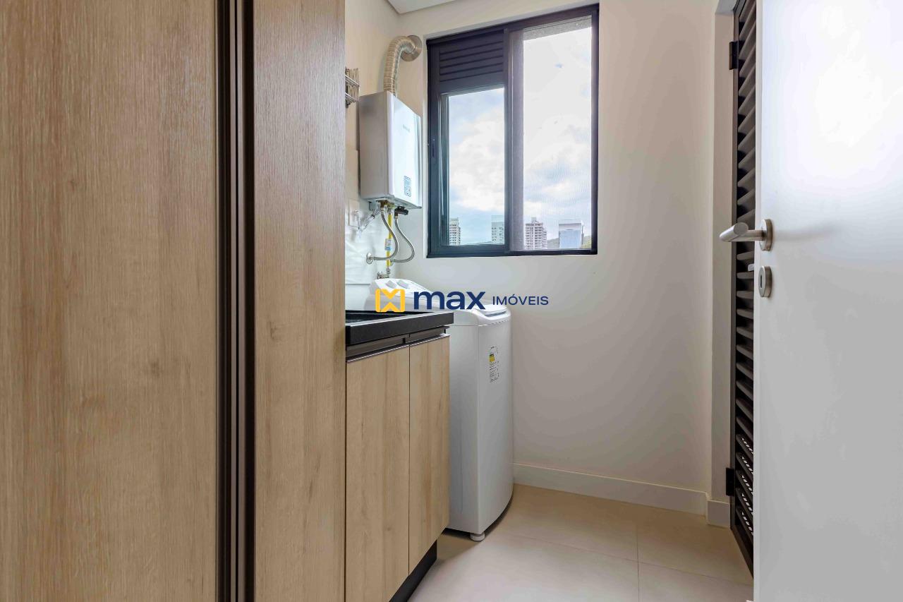 Apartamento à venda no Praia Brava: Área de serviço