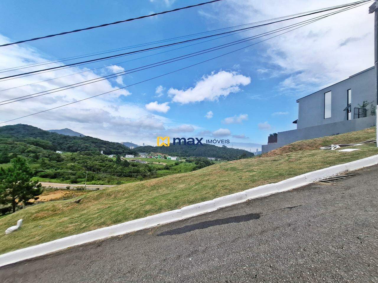 Terreno à venda no Centro: Terreno