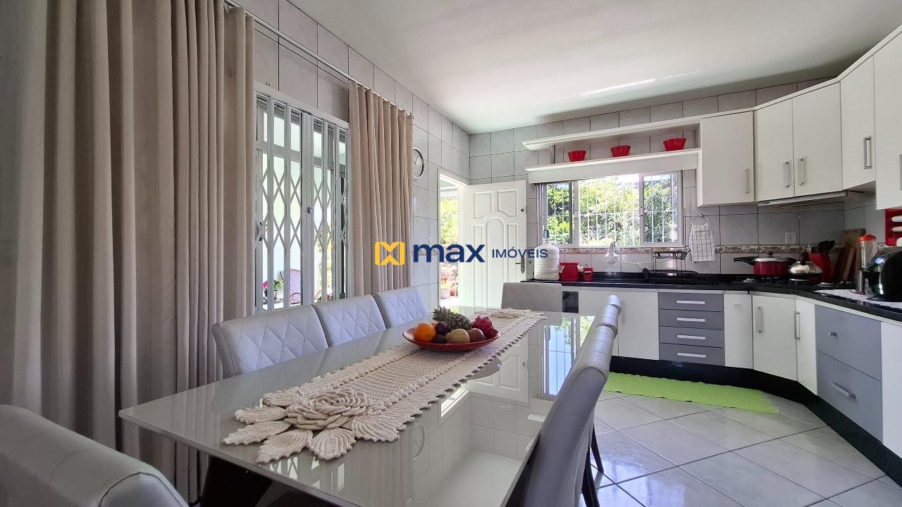 Casa à venda no Cordeiros: Cozinha