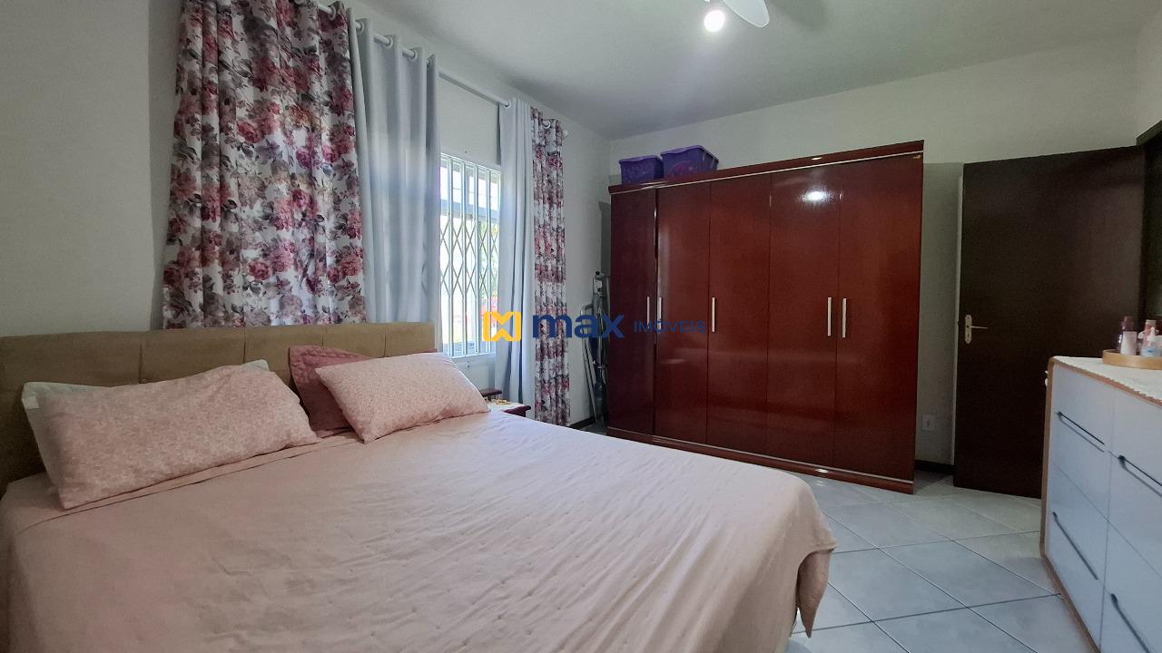 Casa à venda no Cordeiros: Suíte