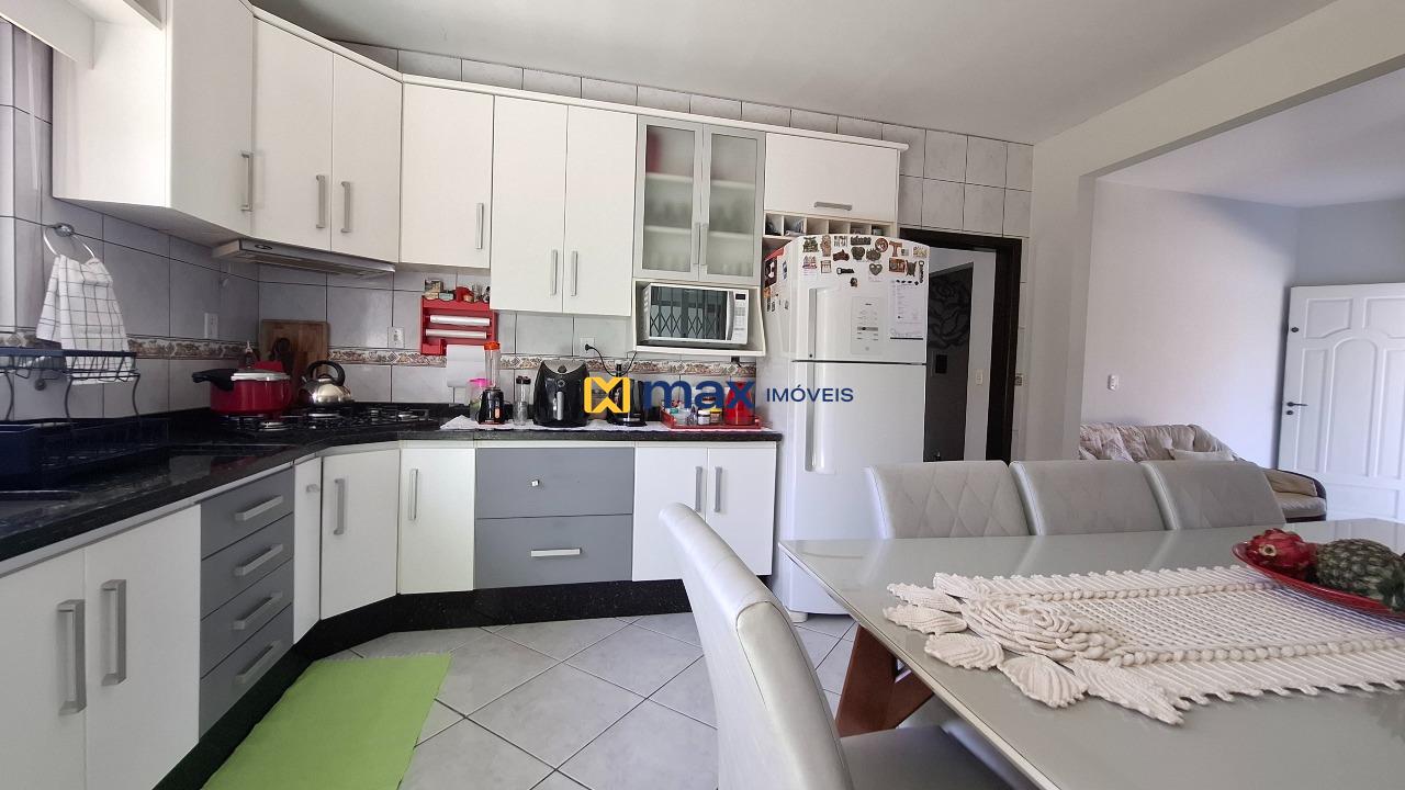 Casa à venda no Cordeiros: Cozinha