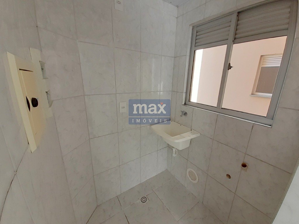 Apartamento à venda no Itaipava: Área de Serviço