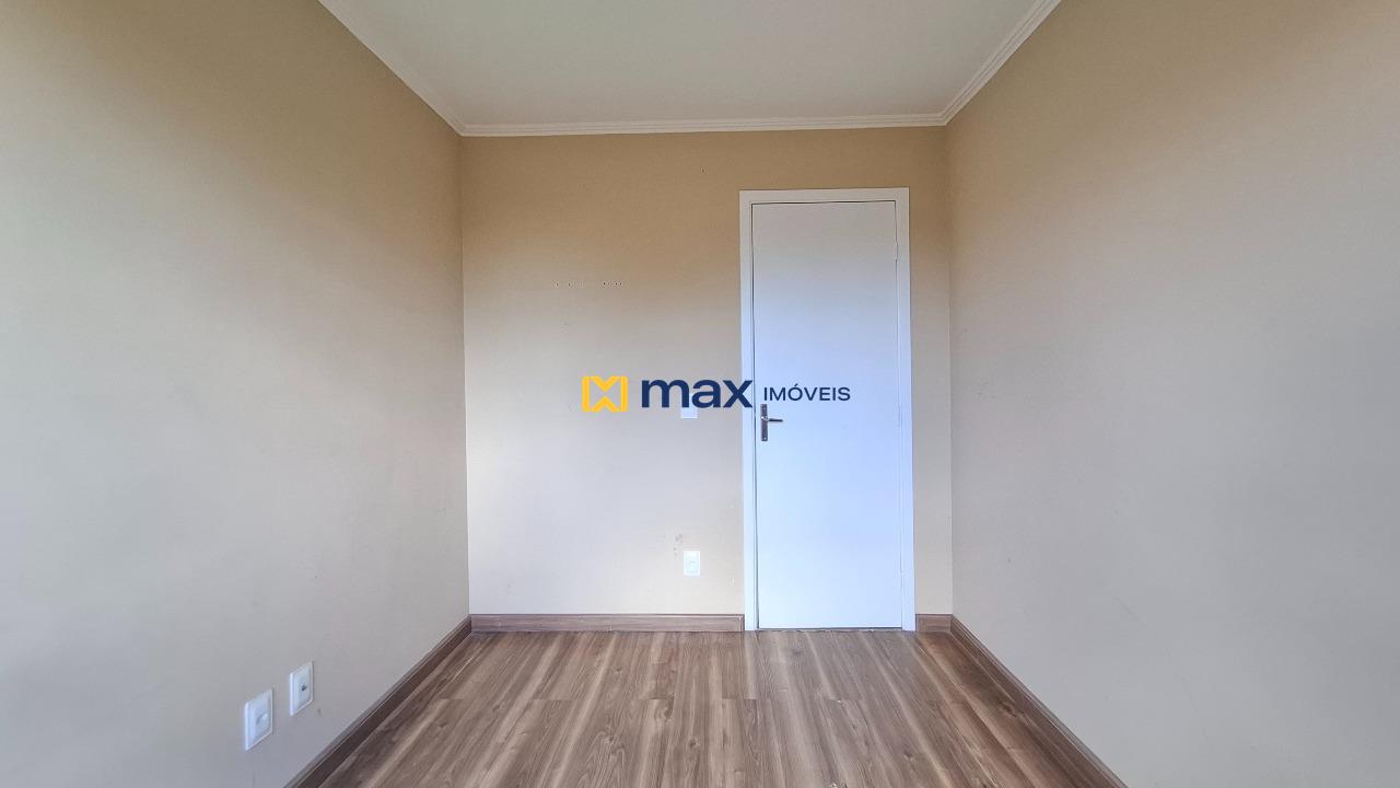 Apartamento à venda no Espinheiros: Dormitório