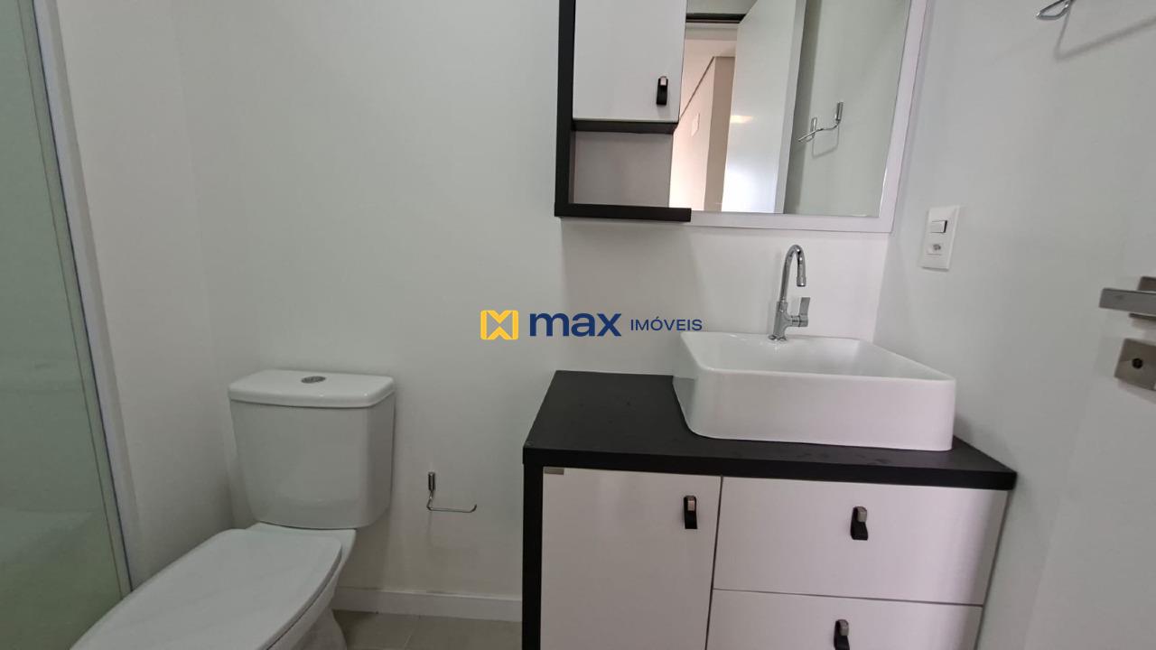 Apartamento para aluguel no São João: Banheiro da suíte