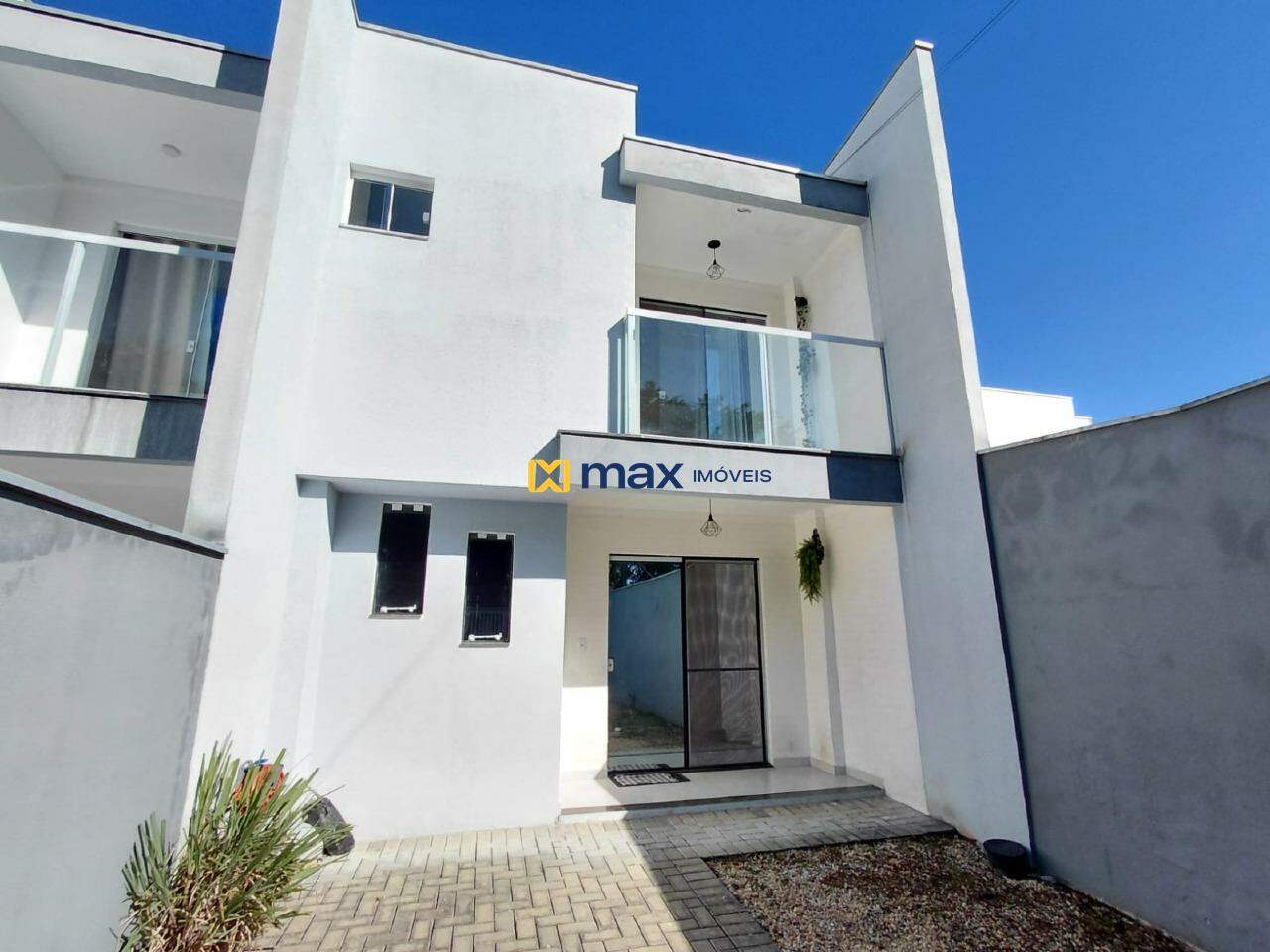 Casa à venda no Meia Praia: 