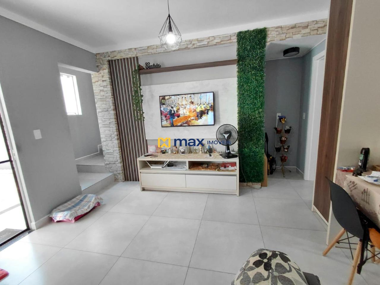 Casa à venda no Meia Praia: Sala