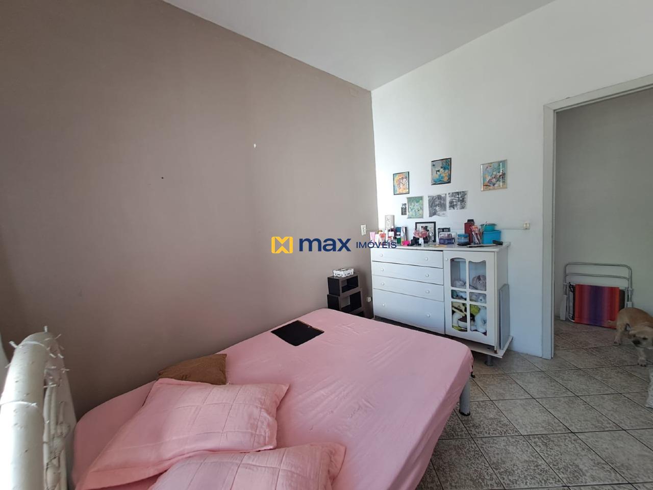 Casa à venda no Meia Praia: Quarto 2