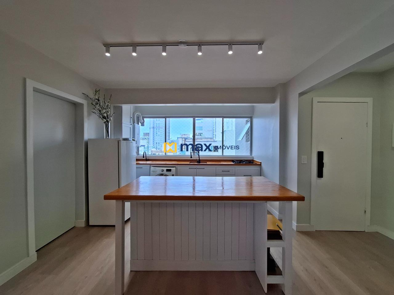 Apartamento à venda no Centro: living