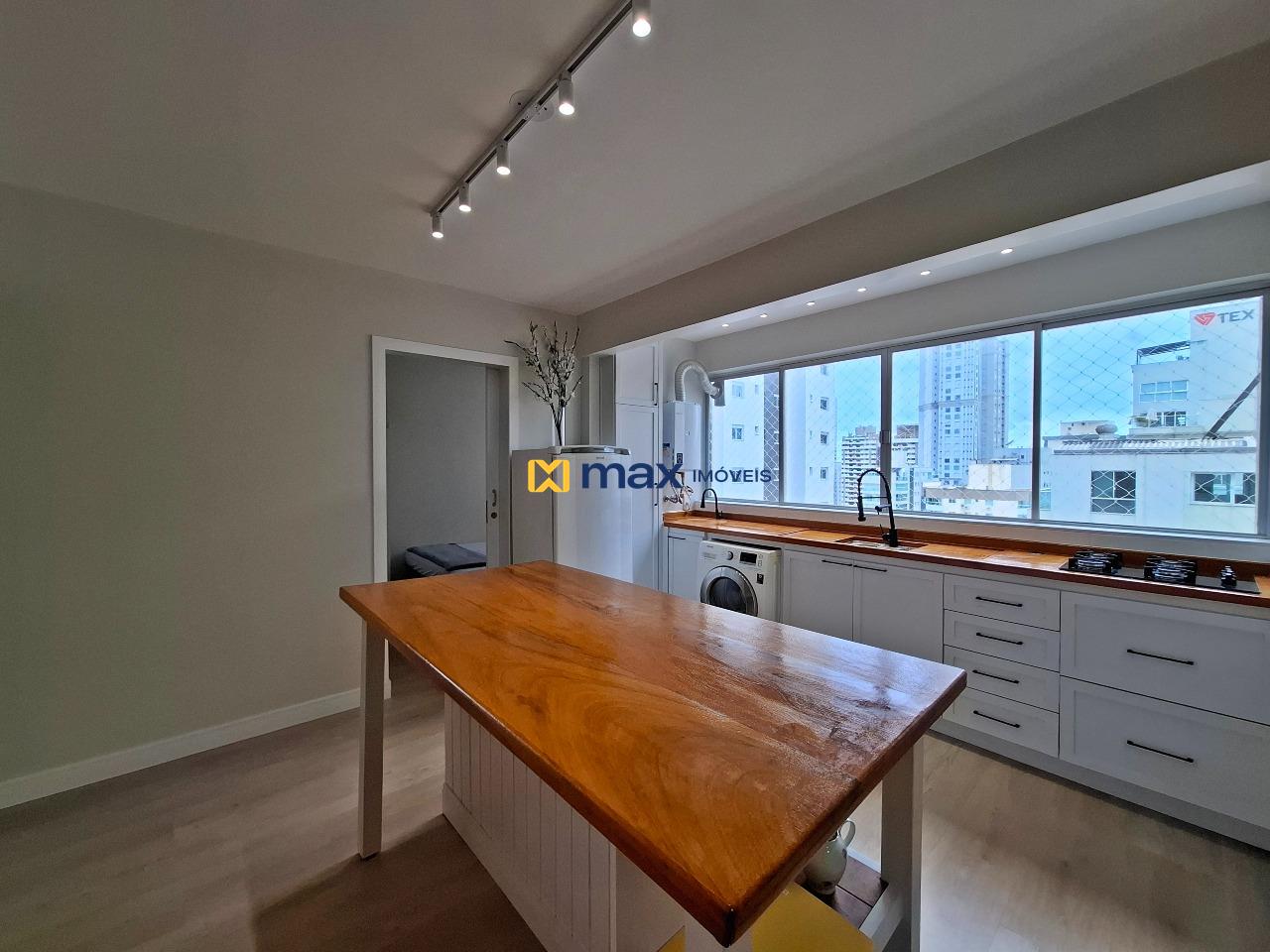 Apartamento à venda no Centro: living