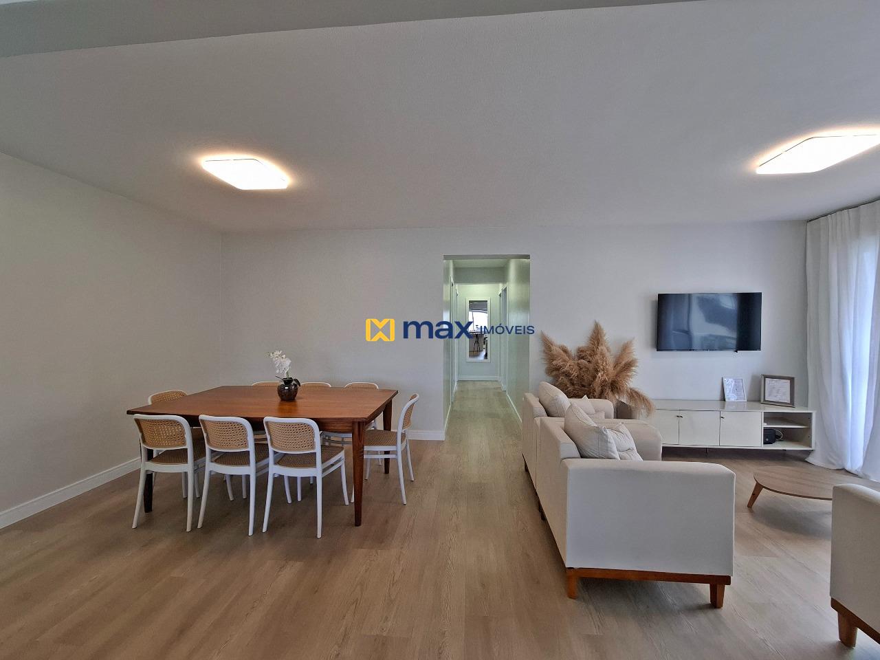 Apartamento à venda no Centro: living