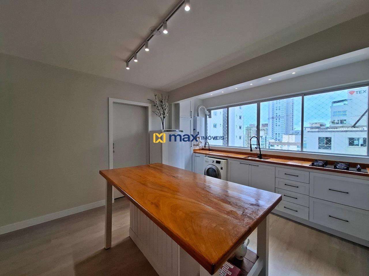 Apartamento à venda no Centro: living