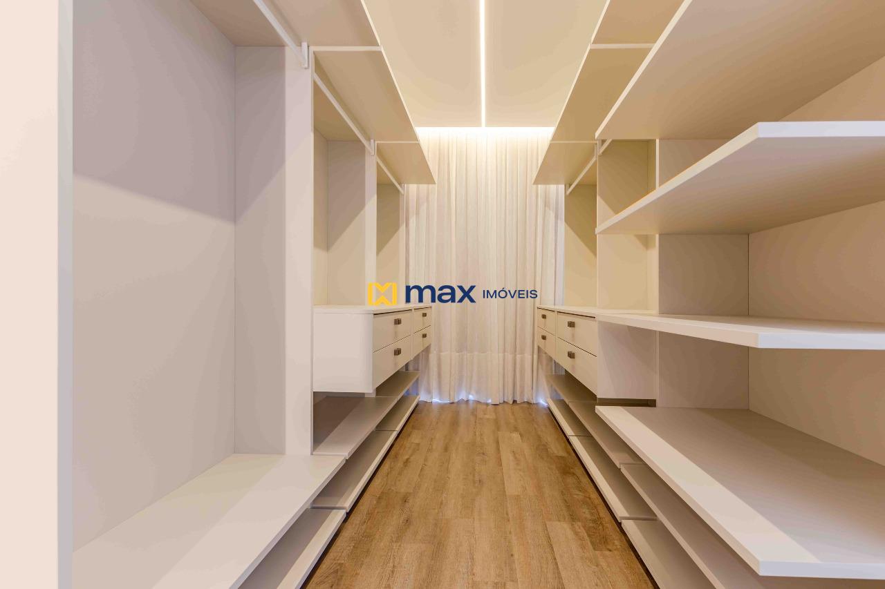 Apartamento à venda no Praia Brava: Closet suíte 4