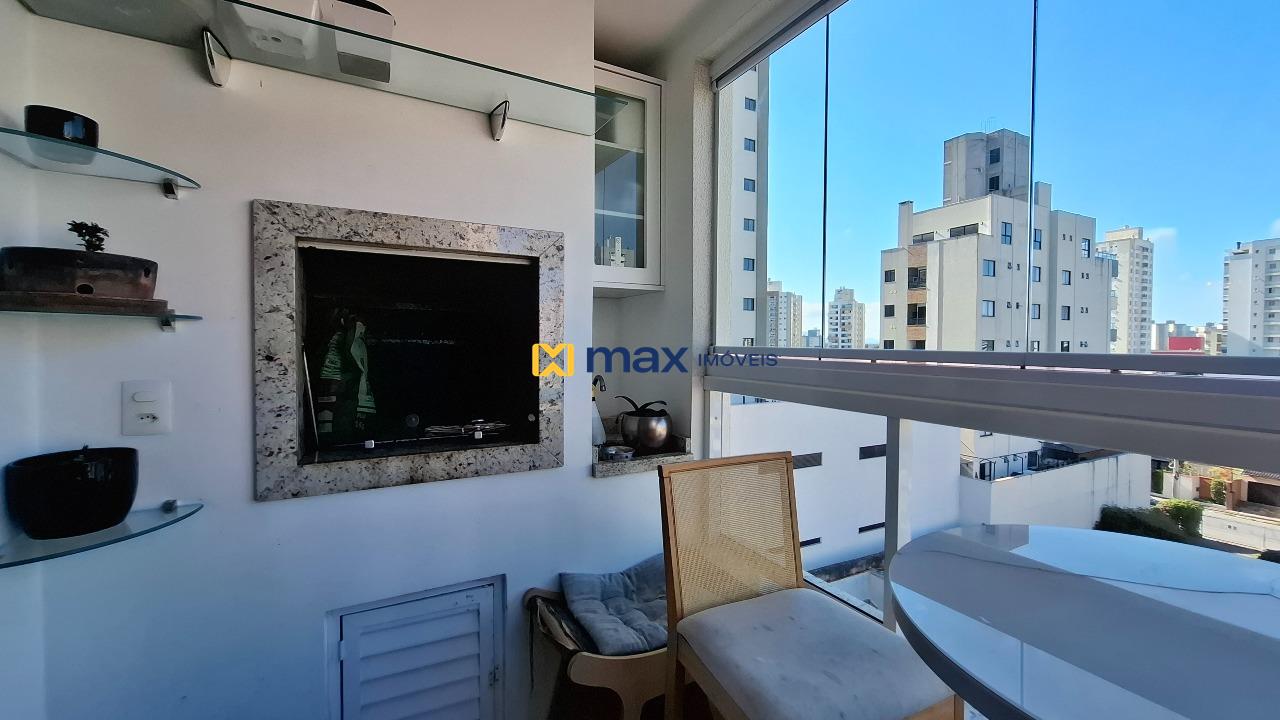 Apartamento à venda no Vila Operária: Sacada com churrasqueira