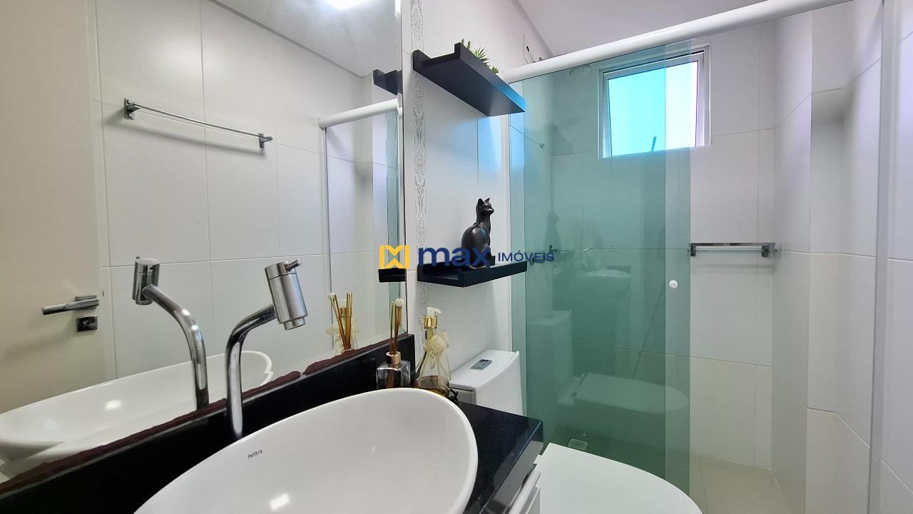 Apartamento à venda no Vila Operária: Banheiro social