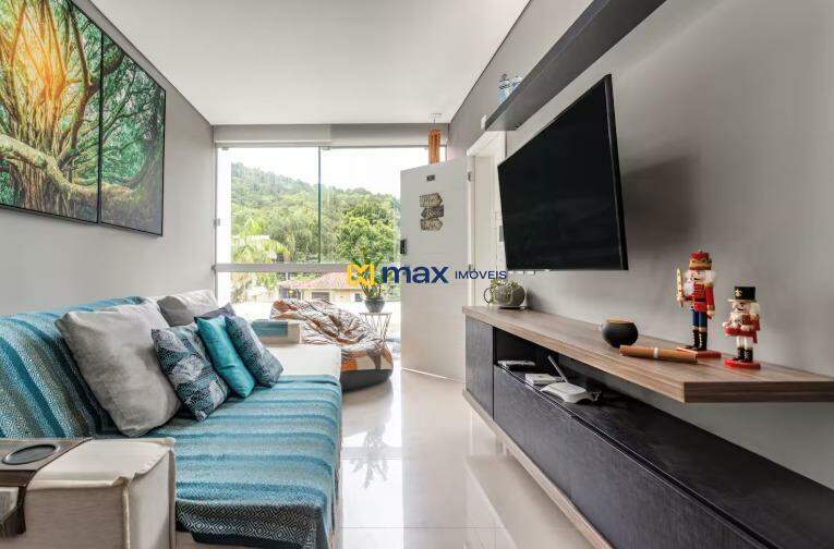 Apartamento para aluguel no Praia dos Amores: sala de estar/jantar 