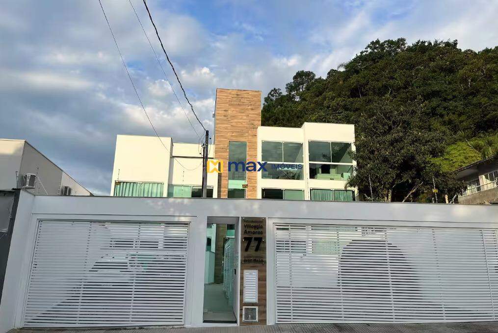 Apartamento para aluguel no Praia dos Amores: Empreendimento