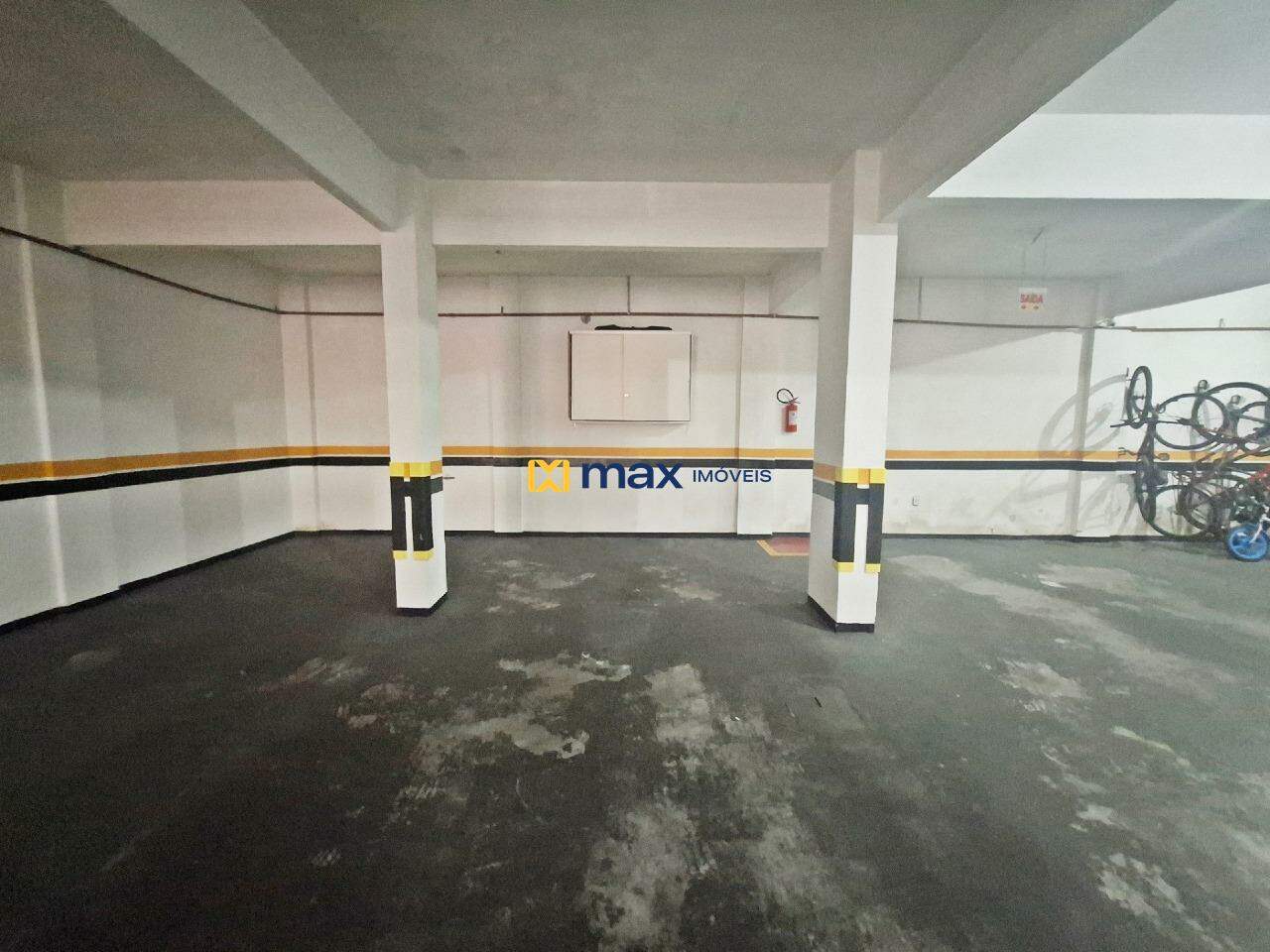 Apartamento à venda no Centro: Garagem