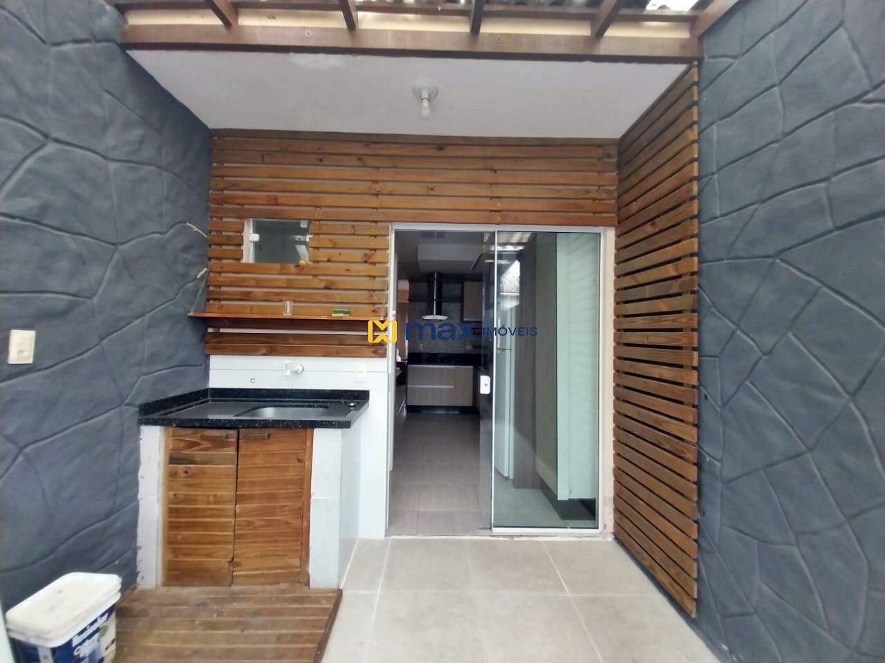 Casa à venda no Santa Regina: Área externa