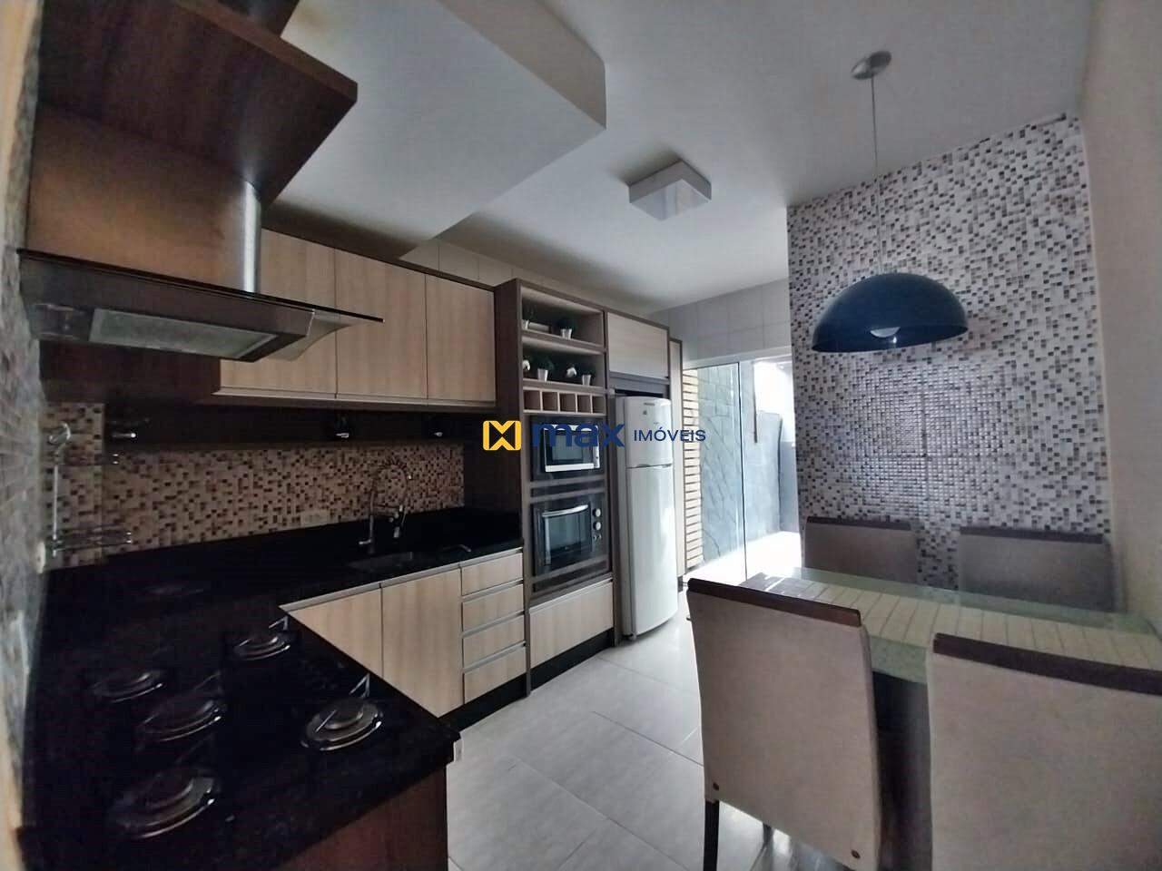 Casa à venda no Santa Regina: Cozinha