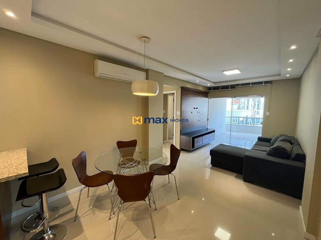 Apartamento à venda no Centro: Sala de Estar e Jantar