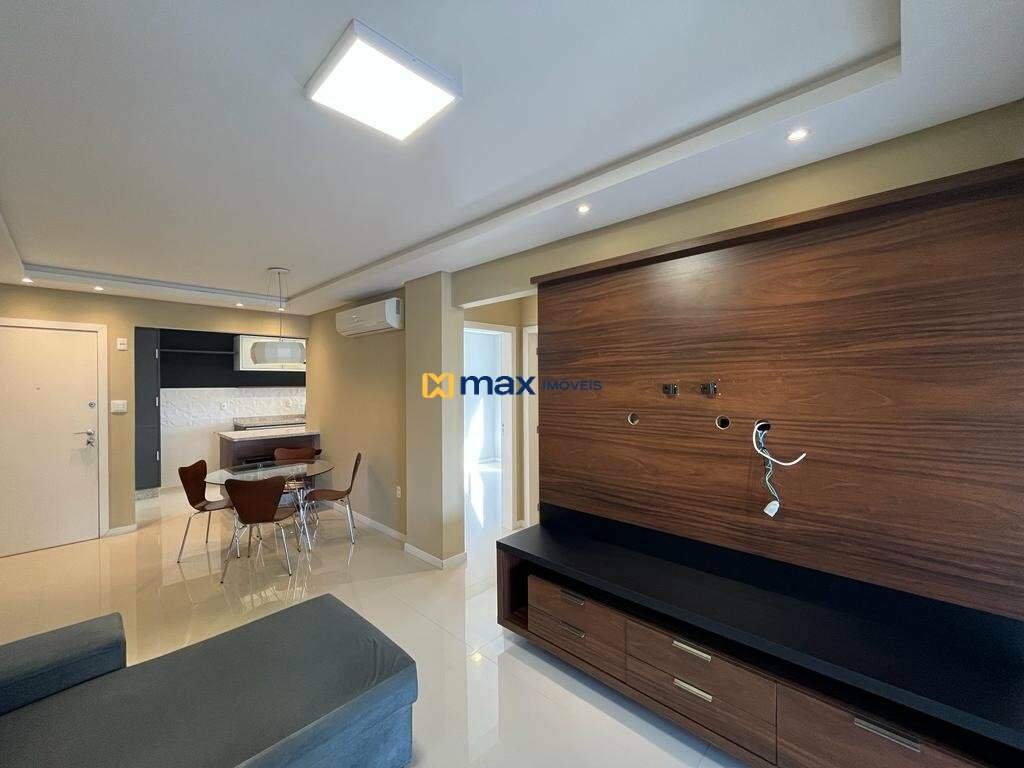 Apartamento à venda no Centro: Sala de Estar e Jantar